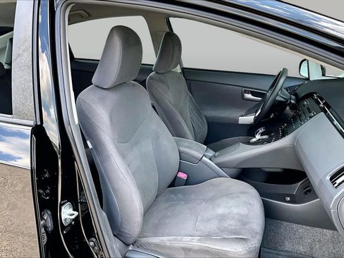 Used 2011 Toyota Prius Two FWD image 7