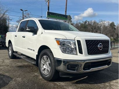 Used 2019 Nissan Titan SV w/ SV Convenience Package