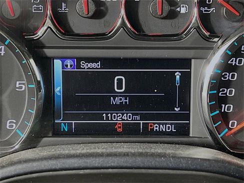 Used 2017 GMC Sierra 1500 SLT w/ SLT Premium Package image 9