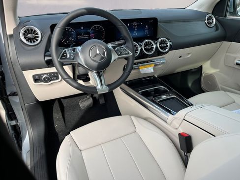 Used 2026 Mercedes-Benz GLA 250 4MATIC image 7