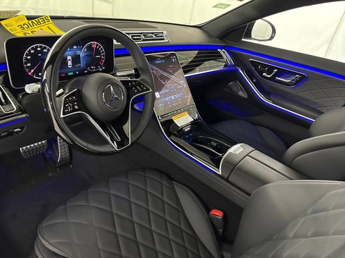 New 2026 Mercedes-Benz S 580e 4MATIC Sedan image 4