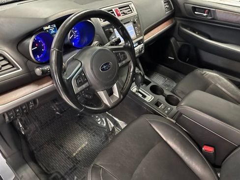 Used 2016 Subaru Outback 2.5i Limited AWD/4WD image 36