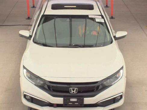 Used 2019 Honda Civic EX image 3