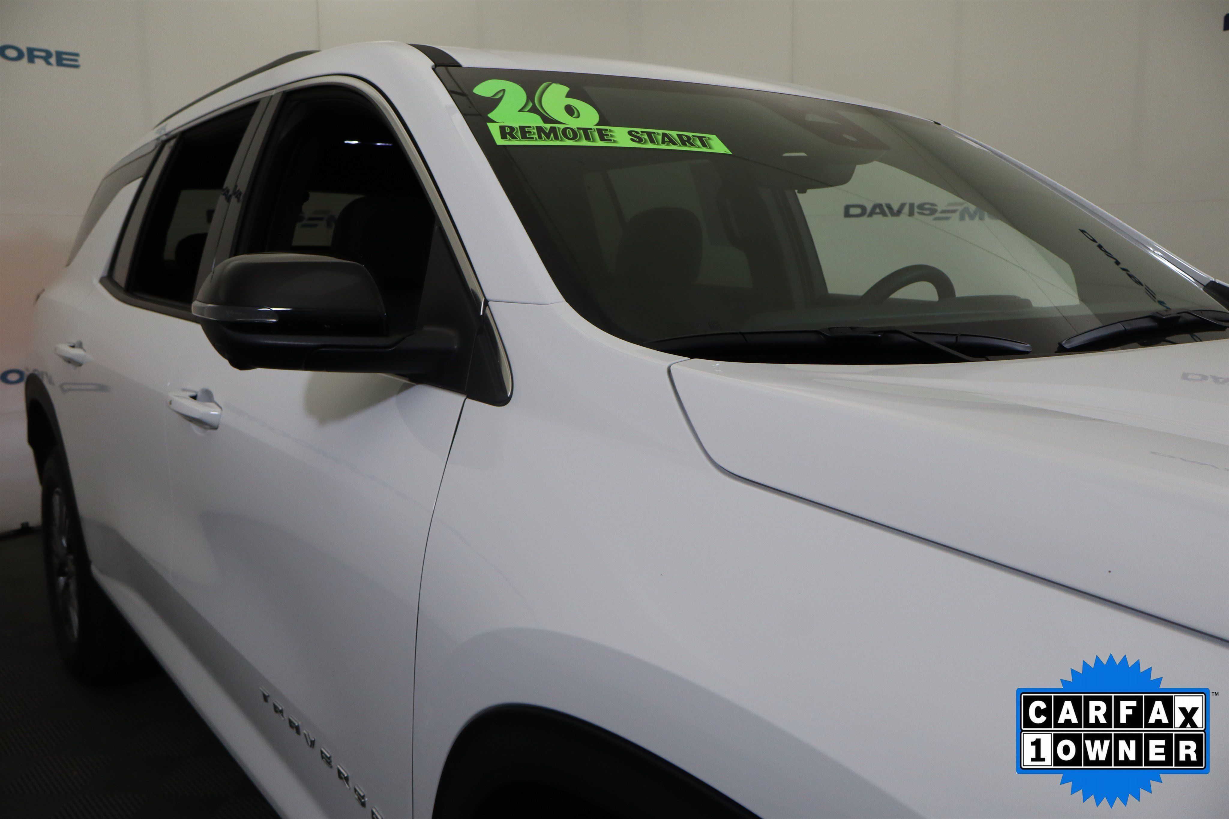Used 2026 Chevrolet Traverse LT w/ Driver Confidence Package FWD image 4