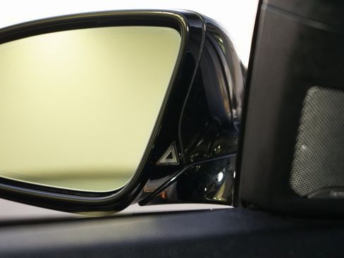 Used 2015 BMW M5 Base image 24