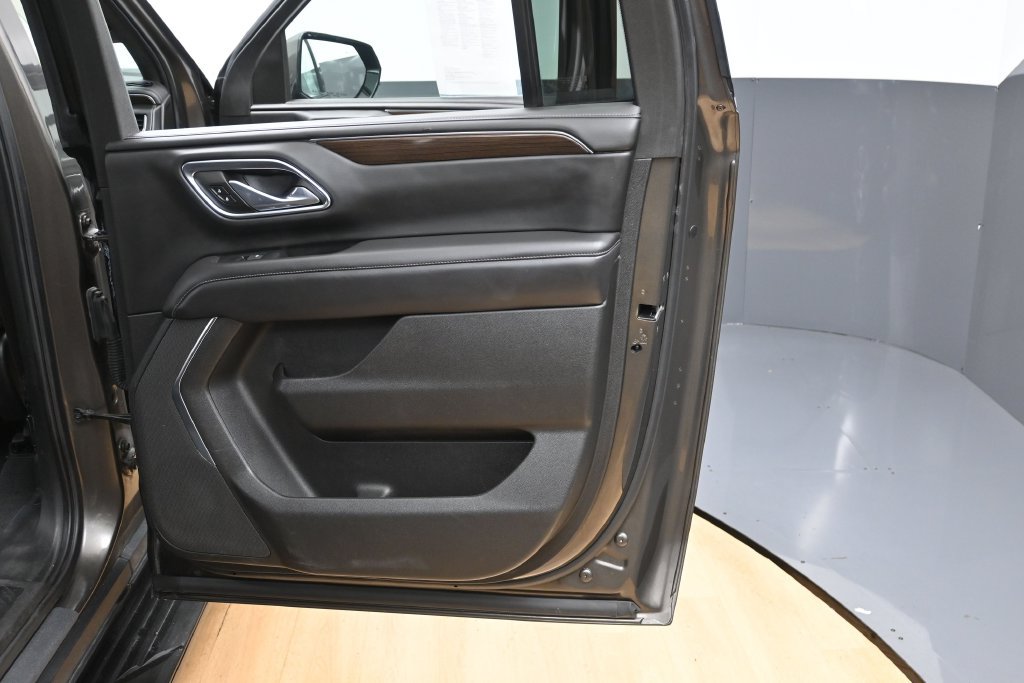 Used 2021 GMC Yukon XL SLE AWD/4WD image 29