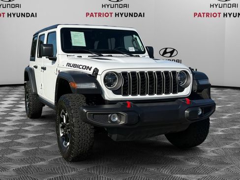 Used 2025 Jeep Wrangler Unlimited Rubicon AWD/4WD image 1