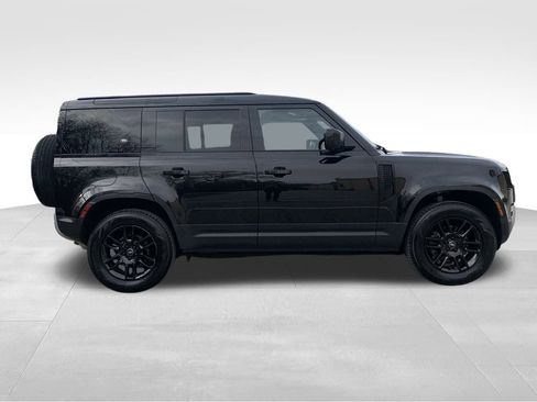 Certified 2024 Land Rover Defender 110 S image 4