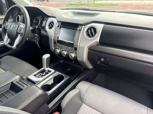 Used 2016 Toyota Tundra SR5 w/ SR5 Upgrade Package RWD image 14
