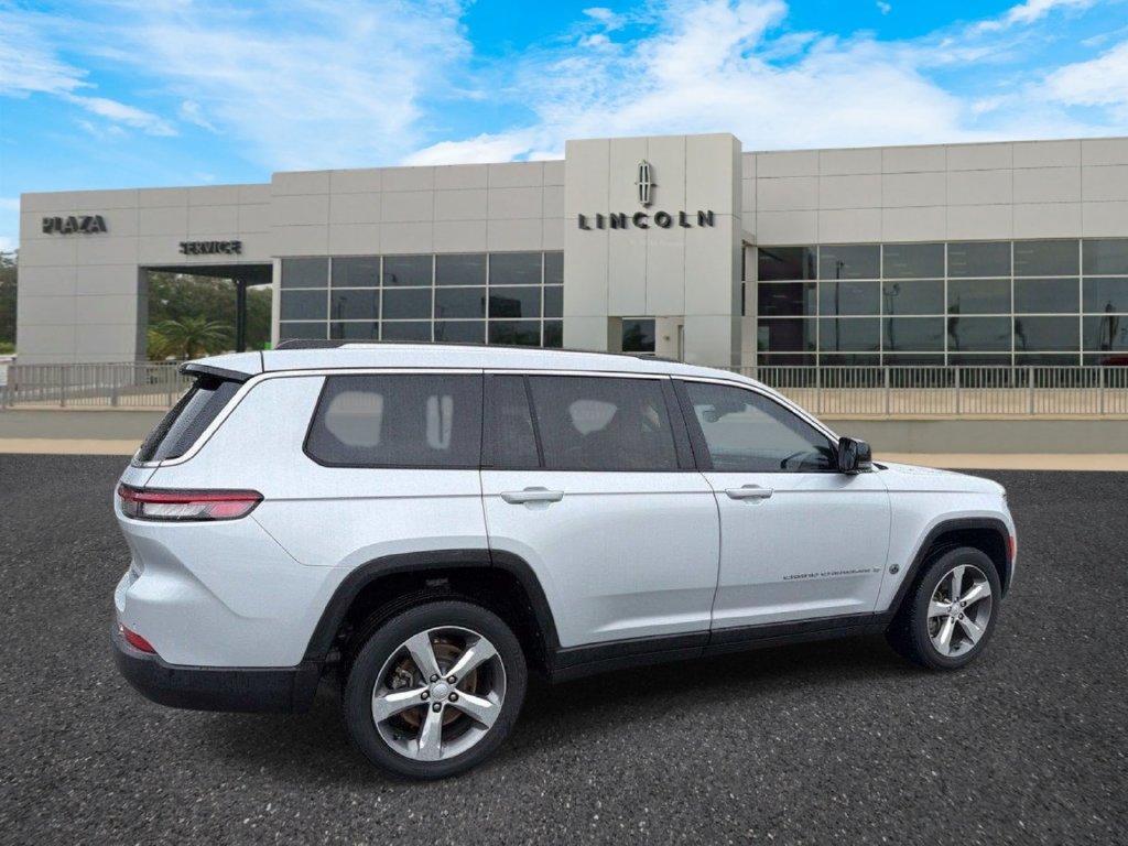 Used 2022 Jeep Grand Cherokee L Limited RWD image 3