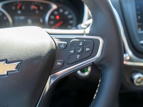 Used 2024 Chevrolet Equinox LT FWD image 25