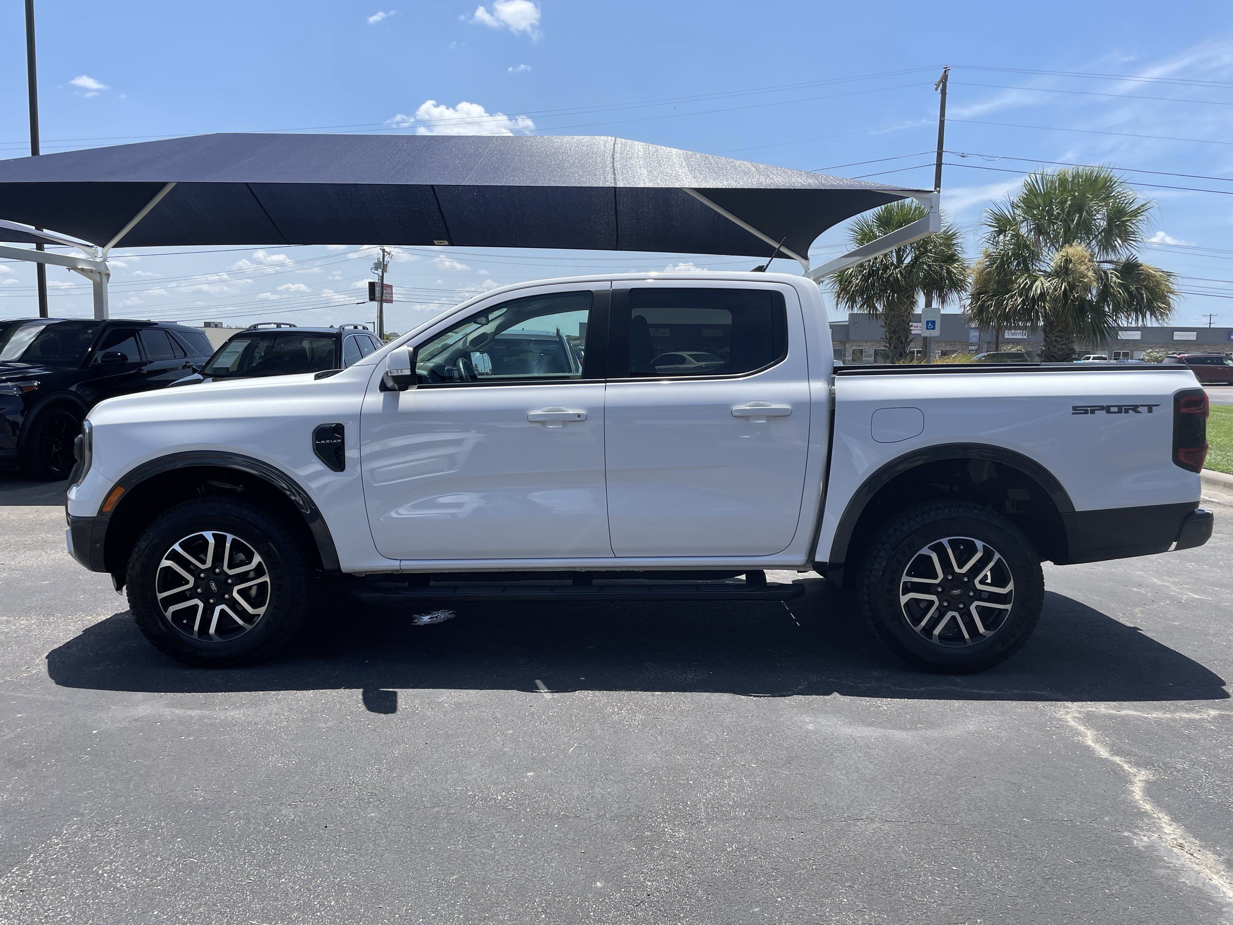 Used 2024 Ford Ranger Lariat w/ Trailer Tow Package RWD image 4