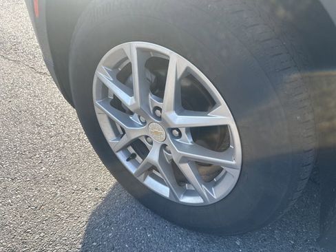 Used 2023 Chevrolet Equinox LT image 9