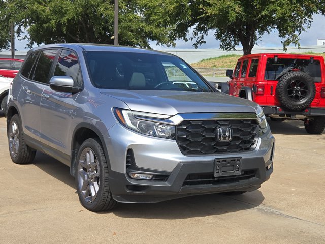 Used 2023 Honda Passport EX-L image 3