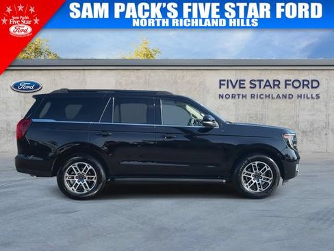 Used 2025 Ford Expedition Active RWD image 10