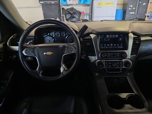 Used 2019 Chevrolet Tahoe LT w/ Texas Edition Package RWD image 16