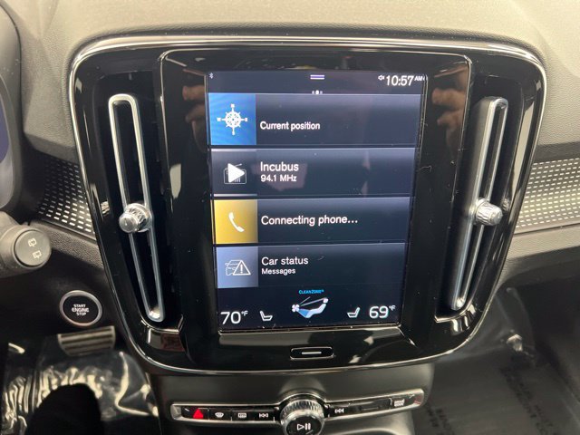 Used 2021 Volvo XC40 T5 R-Design w/ Climate Package AWD/4WD image 17