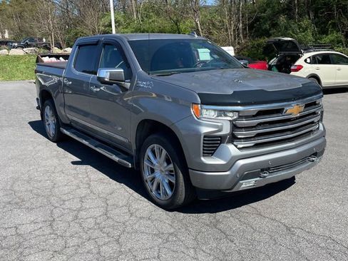 Used 2024 Chevrolet Silverado 1500 High Country w/ High Country Premium Package AWD/4WD image 1