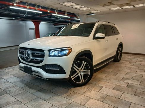 Used 2022 Mercedes-Benz GLS 450 GLS 450 4MATIC SUV w/ Warmth & Comfort Package image 3