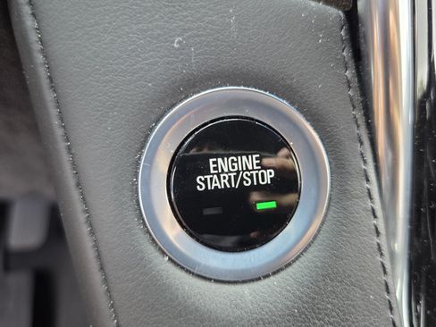 Certified 2018 Cadillac Escalade ESV Platinum RWD image 34