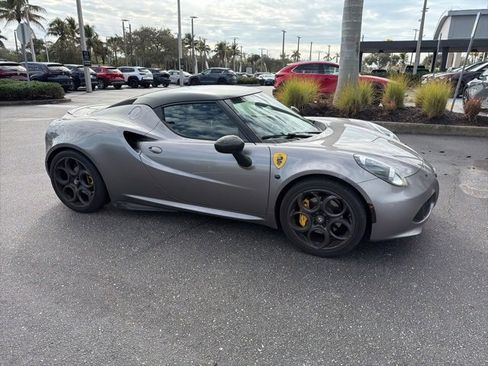 Used 2015 Alfa Romeo 4C Base w/ Leather Interior Group image 4