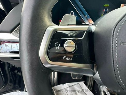 Used 2023 BMW 760i xDrive image 17