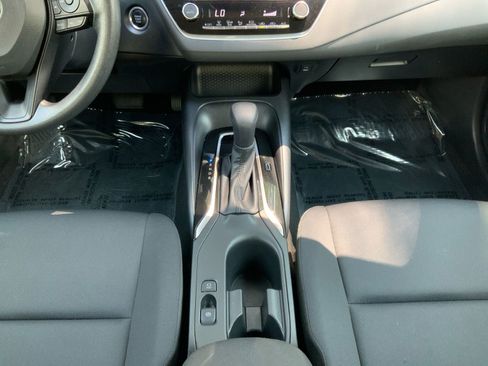 Used 2023 Toyota Corolla LE w/ LE Convenience Package FWD image 25