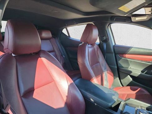 Used 2021 MAZDA MAZDA3 s image 14