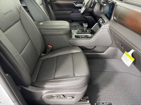 New 2026 GMC Sierra 1500 Denali image 13