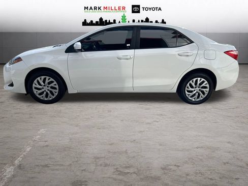 Certified 2017 Toyota Corolla LE w/ Carpet Mat Package (TMS) FWD image 2