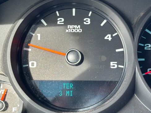 Used 2011 Chevrolet Silverado 3500 LT image 17