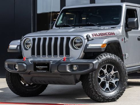 Used 2019 Jeep Wrangler Unlimited Rubicon AWD/4WD image 3