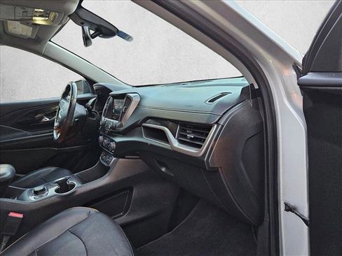 Used 2022 GMC Terrain AT4 w/ Infotainment Package II AWD/4WD image 21