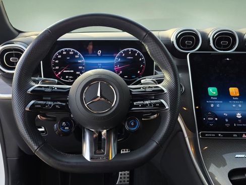Used 2025 Mercedes-Benz GLC 43 AMG 4MATIC image 28