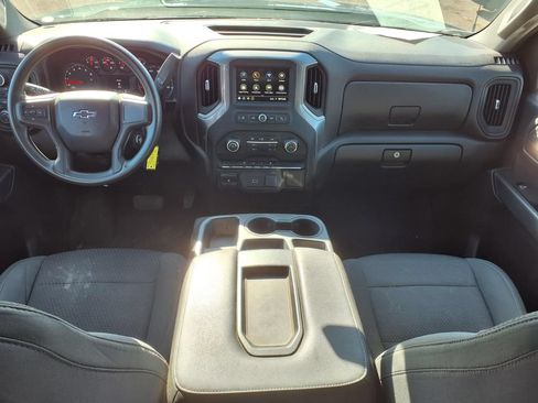 Used 2019 Chevrolet Silverado 1500 Custom Trail Boss w/ Custom Convenience Package AWD/4WD image 11