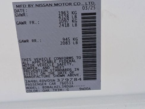 Used 2025 Nissan Altima 2.5 SV FWD image 34