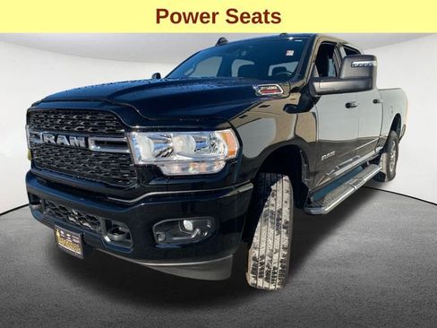 Used 2024 RAM 2500 Big Horn w/ Sport Appearance Package image 5