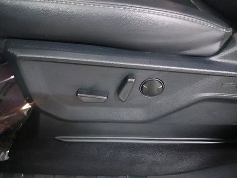 Certified 2025 Ford F150 Lariat image 22