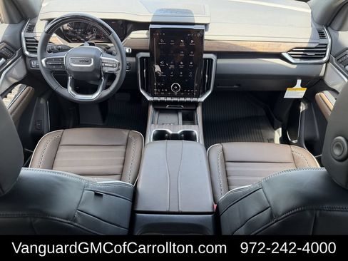 New 2026 GMC Acadia Denali Ultimate w/ LPO, Floor Liner Package AWD/4WD image 10
