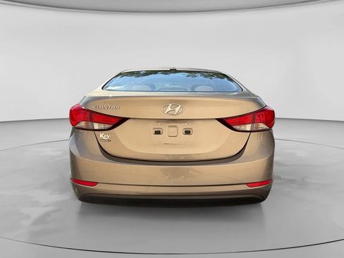 Used 2016 Hyundai Elantra SE FWD image 4