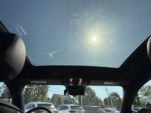 Certified 2025 Mercedes-Benz CLA 250 4MATIC image 16