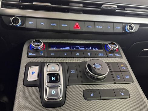 Used 2024 Hyundai Palisade SEL FWD image 22
