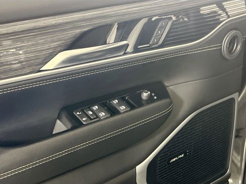 Used 2022 Jeep Wagoneer Series III image 18