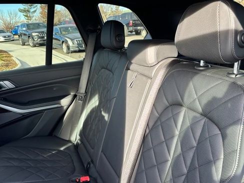 Used 2025 BMW X5 xDrive40i w/ Premium Package image 17