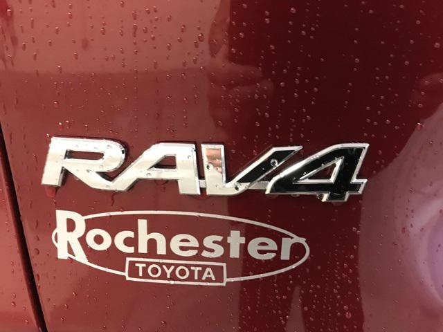 Certified 2021 Toyota RAV4 XLE w/ Convenience Package AWD/4WD image 15