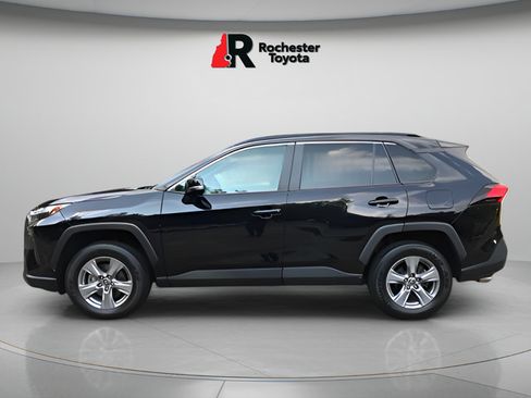 Used 2023 Toyota RAV4 XLE w/ Convenience Package AWD/4WD image 4