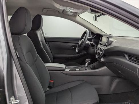 Used 2025 Nissan Sentra S image 18