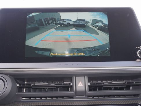 New 2026 Toyota Prius XLE image 12