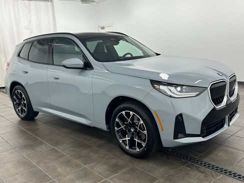 Used 2025 BMW X3 xDrive30i w/ M Sport Package AWD/4WD image 6