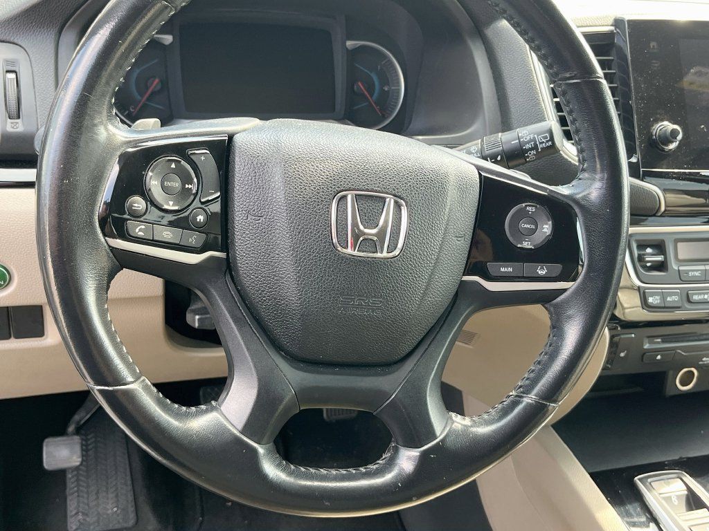 Used 2019 Honda Pilot Touring image 11